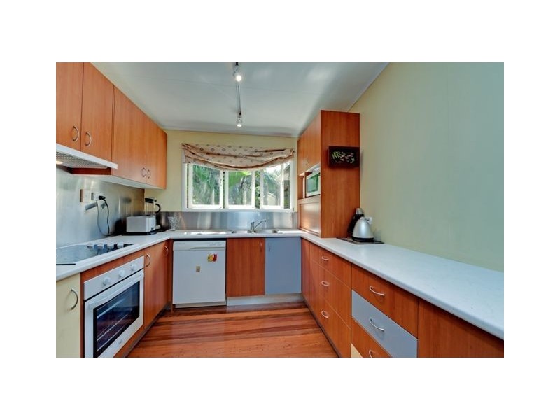 13 Kerrydan Street, Holland Park West QLD 4121