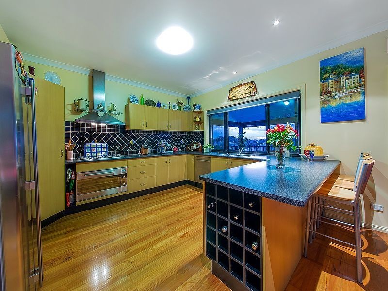 41 Ernest Street, Camp Hill QLD 4152