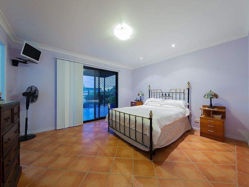 41 Ernest Street, Camp Hill QLD 4152