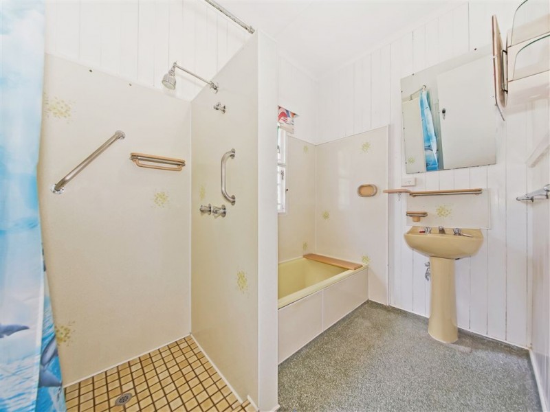 12 Keera Street, Coorparoo QLD 4151