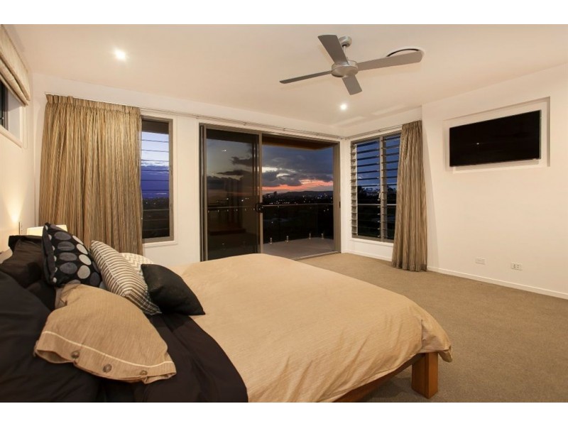 29 Majestic Outlook, Seven Hills QLD 4170