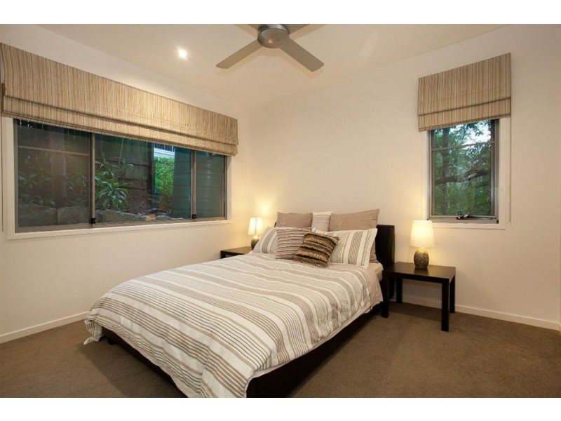 29 Majestic Outlook, Seven Hills QLD 4170