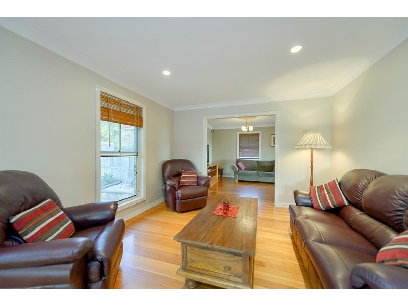 37 Piccadilly Place, Carindale QLD 4152