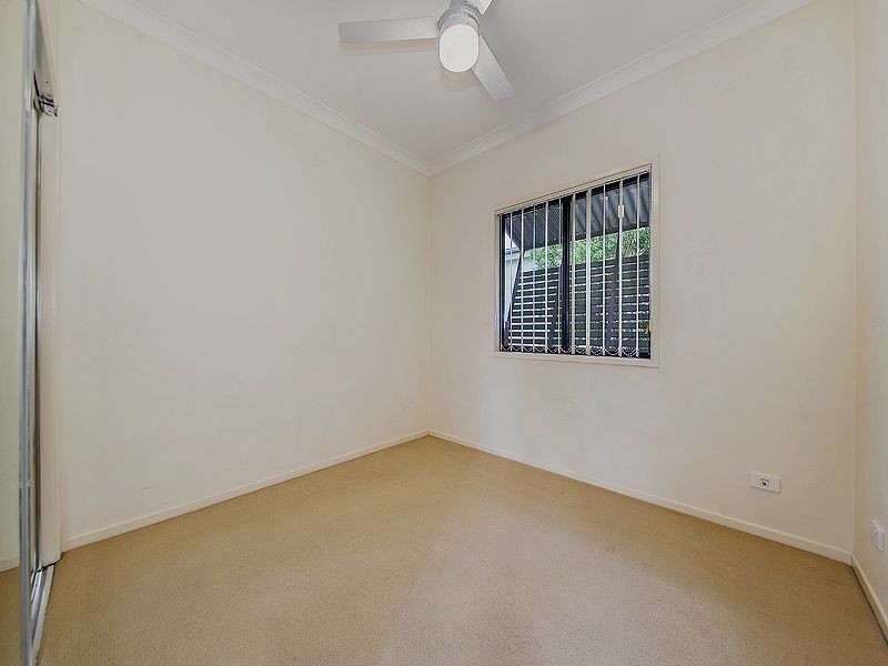 8/11 Cardross Street, Yeerongpilly QLD 4105