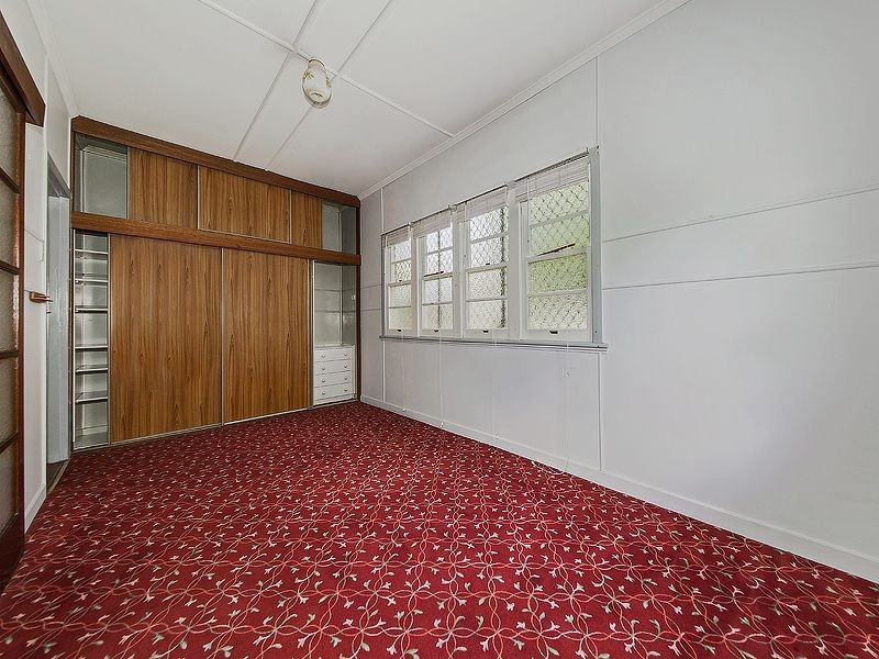 72 Wilkie Street, Yeerongpilly QLD 4105