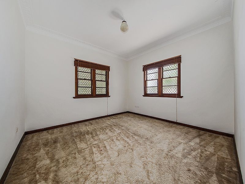 72 Wilkie Street, Yeerongpilly QLD 4105