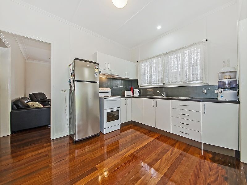 33 Illidge Street, Coorparoo QLD 4151