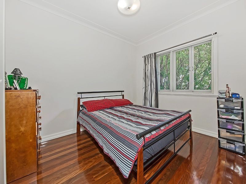 33 Illidge Street, Coorparoo QLD 4151