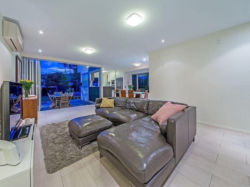 95 Mons Road, Carina Heights QLD 4152