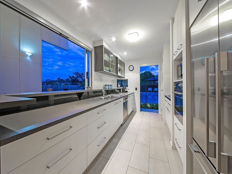 95 Mons Road, Carina Heights QLD 4152