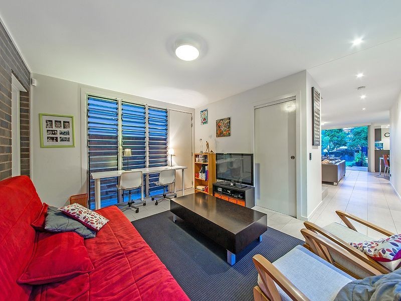 95 Mons Road, Carina Heights QLD 4152