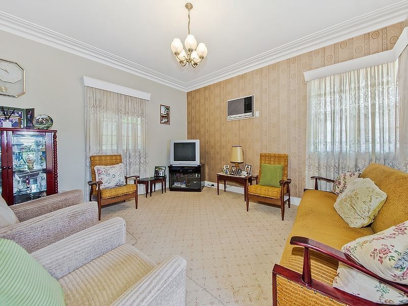 31 Raven Street, Camp Hill QLD 4152