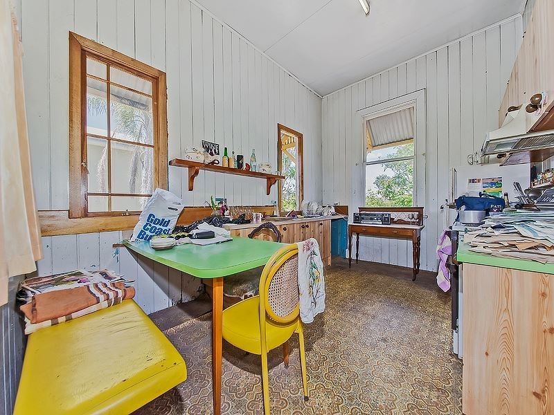 68 Macrossan Avenue, Norman Park QLD 4170