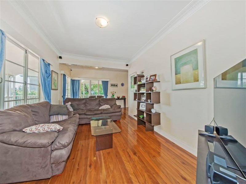 56 Kelsey Street, Coorparoo QLD 4151