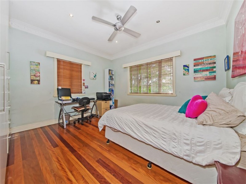 56 Kelsey Street, Coorparoo QLD 4151