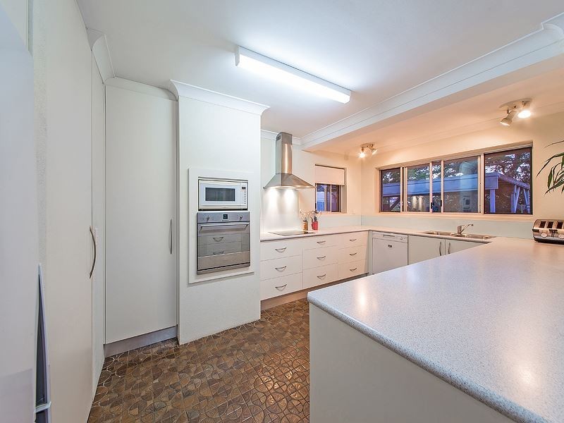 121 Sackville Street, Greenslopes QLD 4120