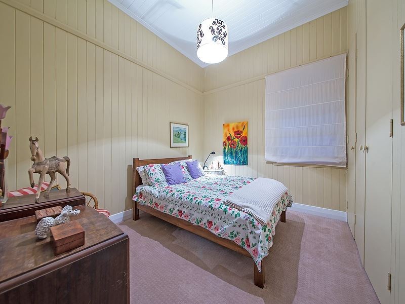 121 Sackville Street, Greenslopes QLD 4120