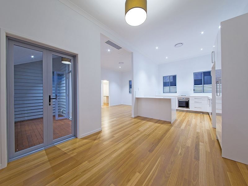 72 Plimsoll Street, Greenslopes QLD 4120