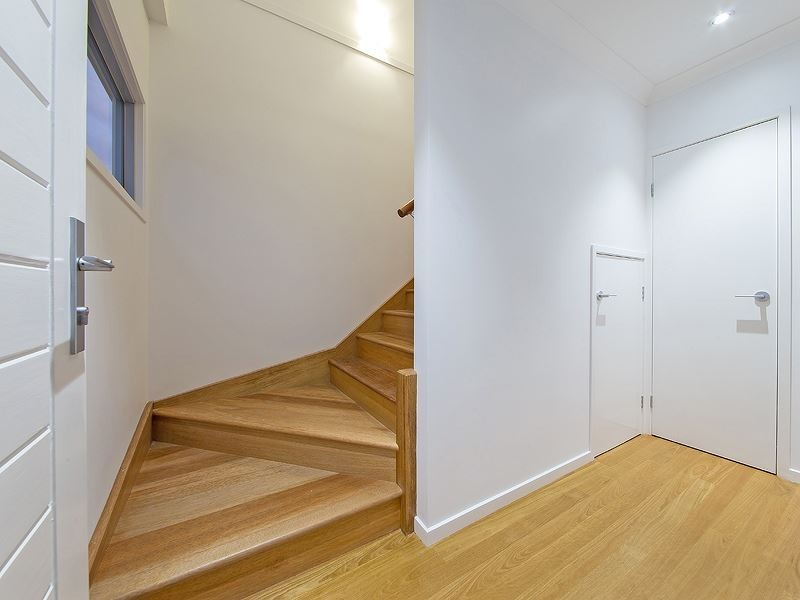 72 Plimsoll Street, Greenslopes QLD 4120