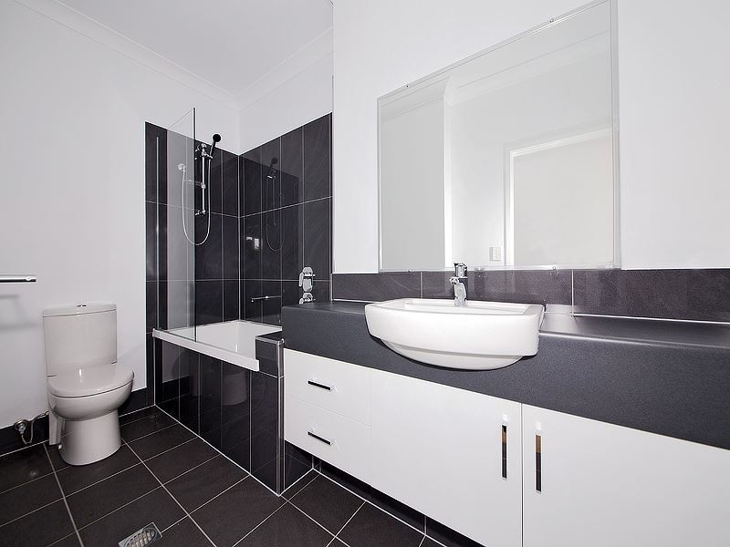 72 Plimsoll Street, Greenslopes QLD 4120