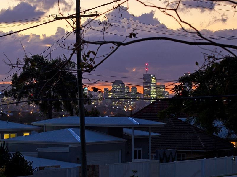 34 Sirius Street, Coorparoo QLD 4151