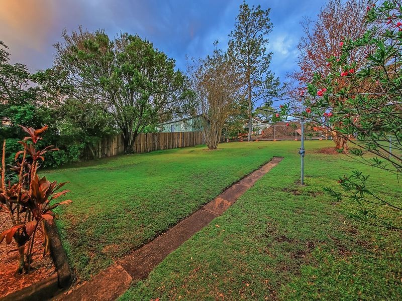 34 Sirius Street, Coorparoo QLD 4151