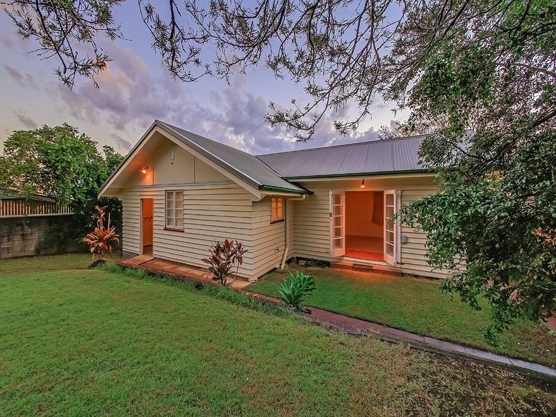 34 Sirius Street, Coorparoo QLD 4151