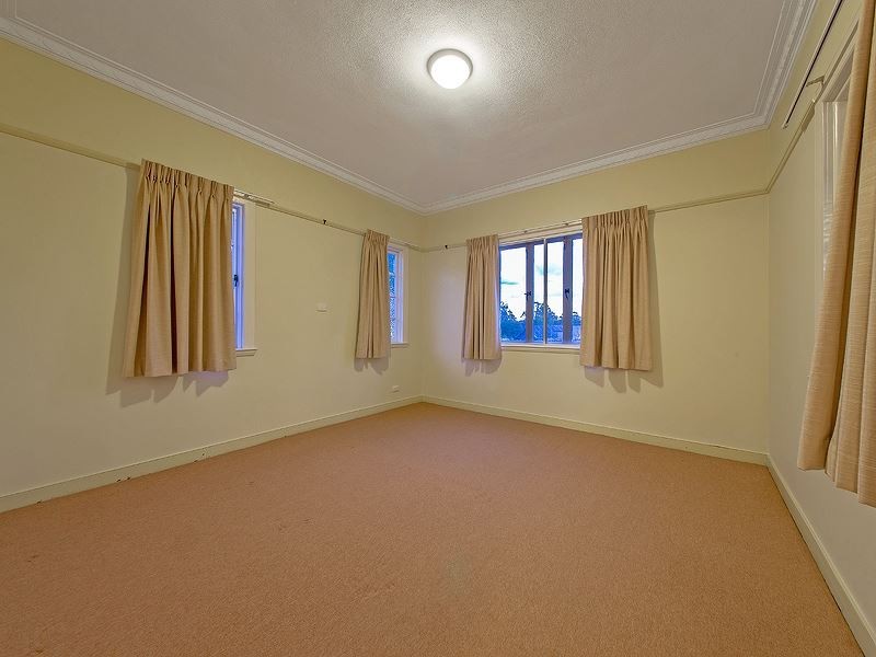 34 Sirius Street, Coorparoo QLD 4151