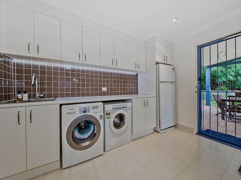 7 Eurong Street, Carina Heights QLD 4152