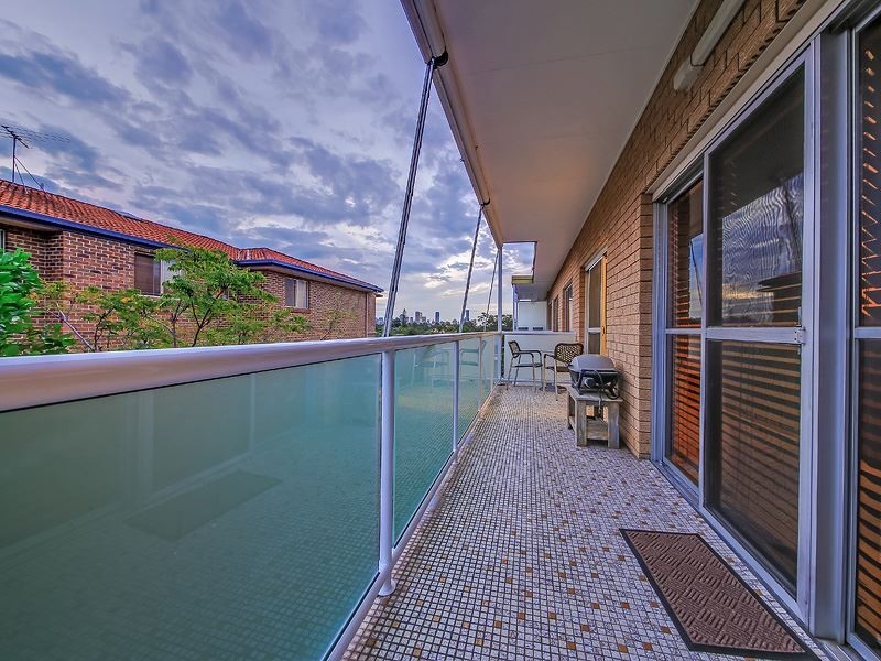 5/24 Weston Street, Coorparoo QLD 4151