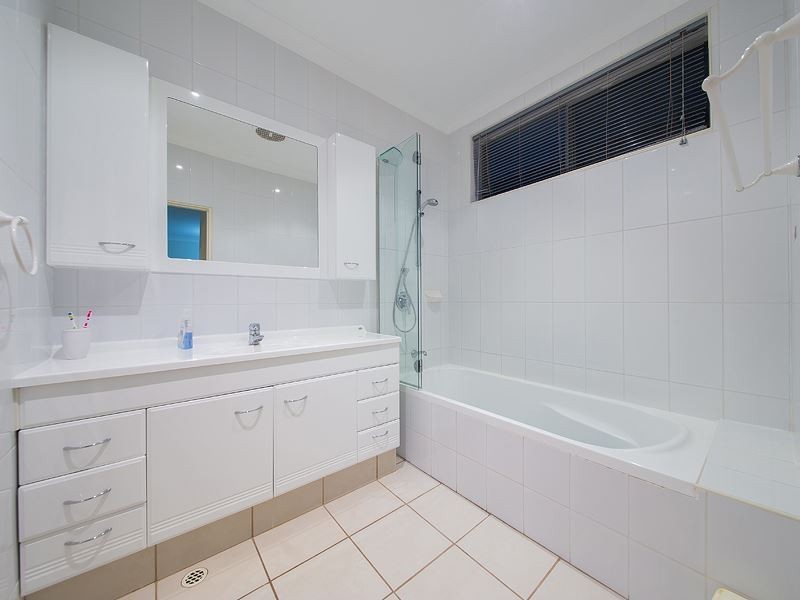 5/24 Weston Street, Coorparoo QLD 4151