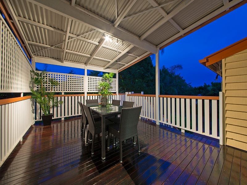 7 Norfolk Street, Coorparoo QLD 4151