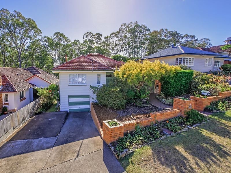 56 Solar Street, Coorparoo QLD 4151