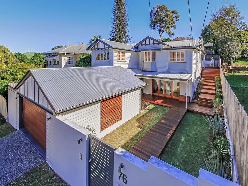 76 Abbotsleigh Street, Holland Park QLD 4121