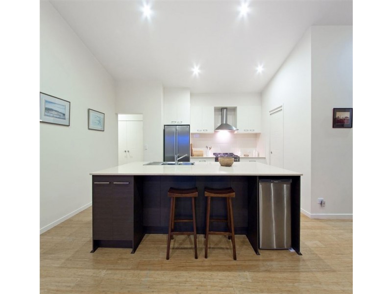 17 Fork Street, Coorparoo QLD 4151