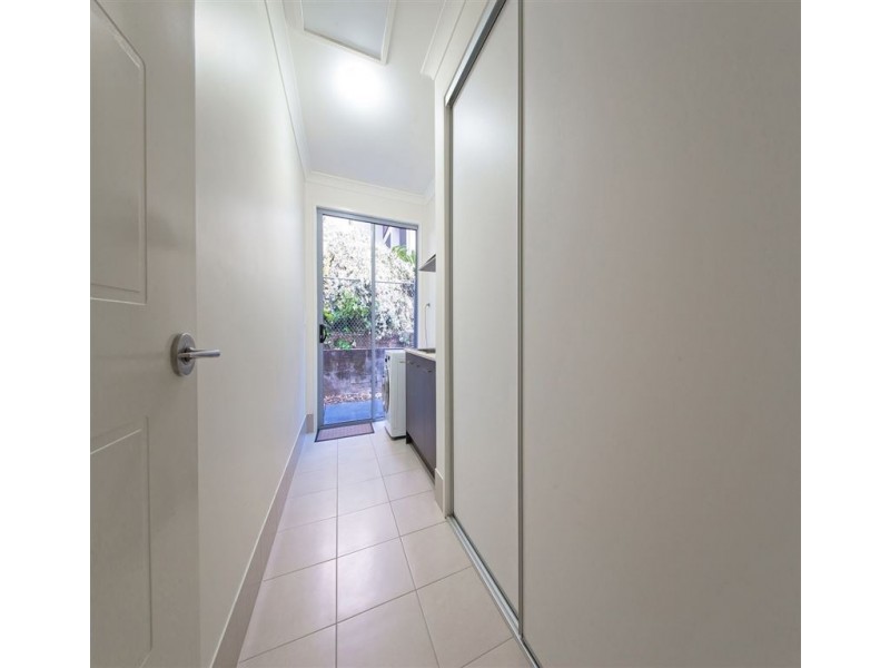 17 Fork Street, Coorparoo QLD 4151