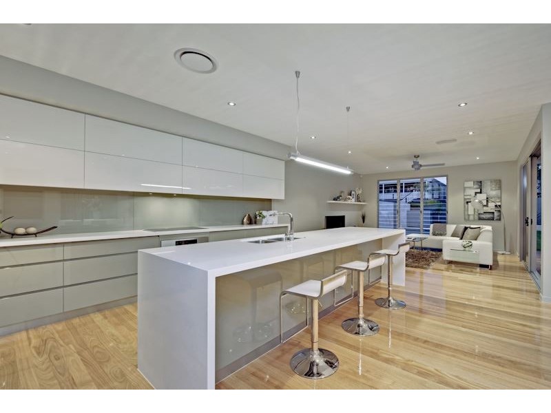 31 Wyena Street, Camp Hill QLD 4152