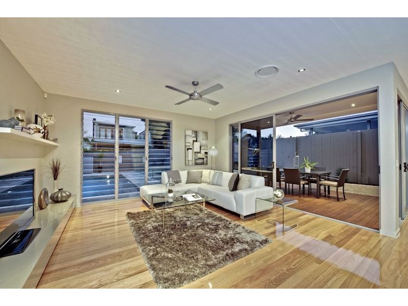 31 Wyena Street, Camp Hill QLD 4152