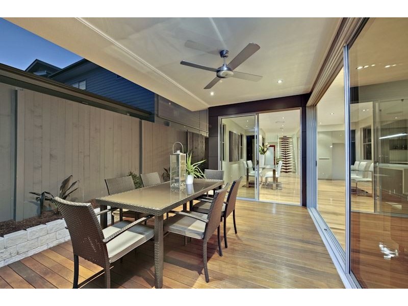 31 Wyena Street, Camp Hill QLD 4152