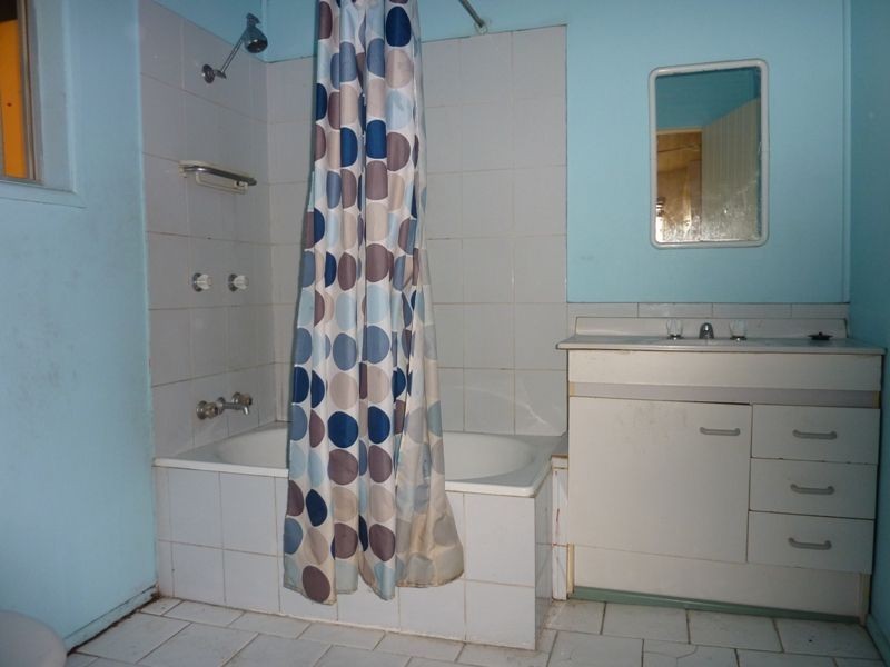 13 Wolseley Street, Woolloongabba QLD 4102