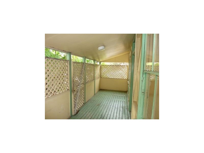 17 Wolseley Street, Woolloongabba QLD 4102