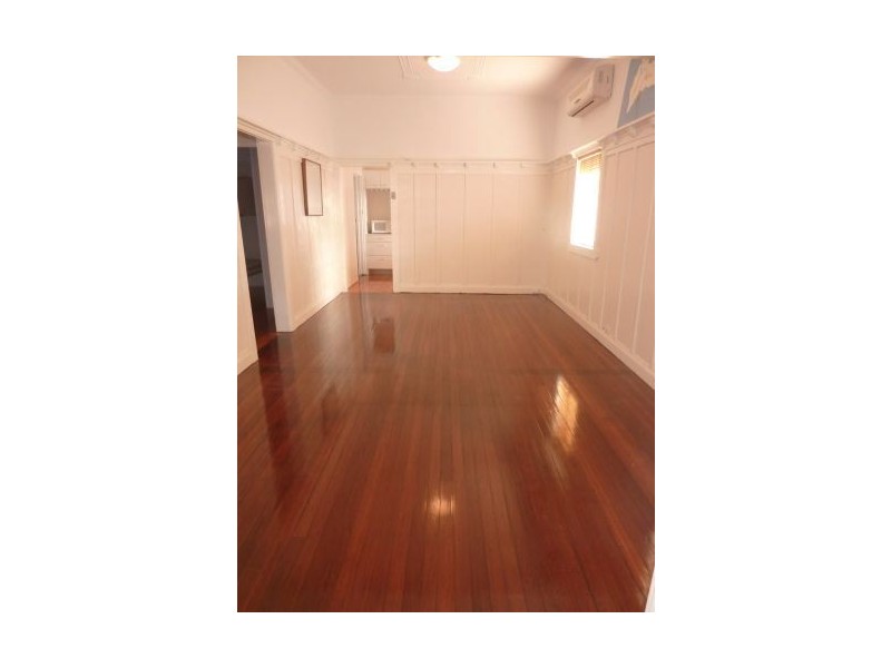 80 Ridge Street, Greenslopes QLD 4120