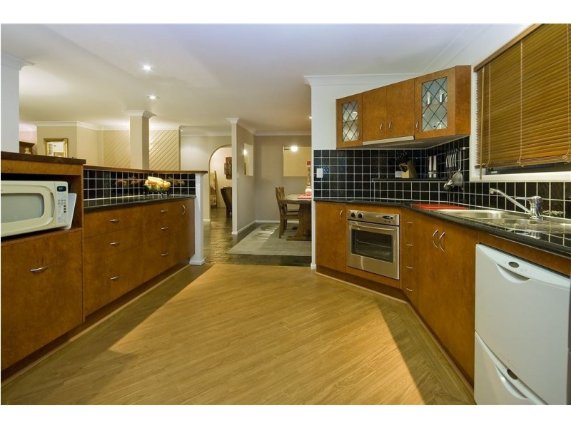 14 Yarabah Crescent, Shailer Park QLD 4128