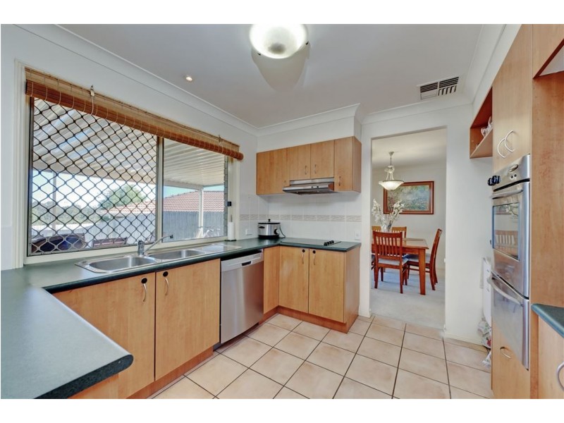 60 Appleton Street, Carindale QLD 4152