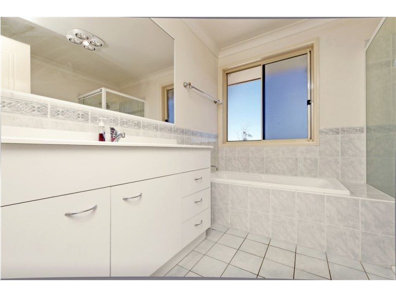 60 Appleton Street, Carindale QLD 4152