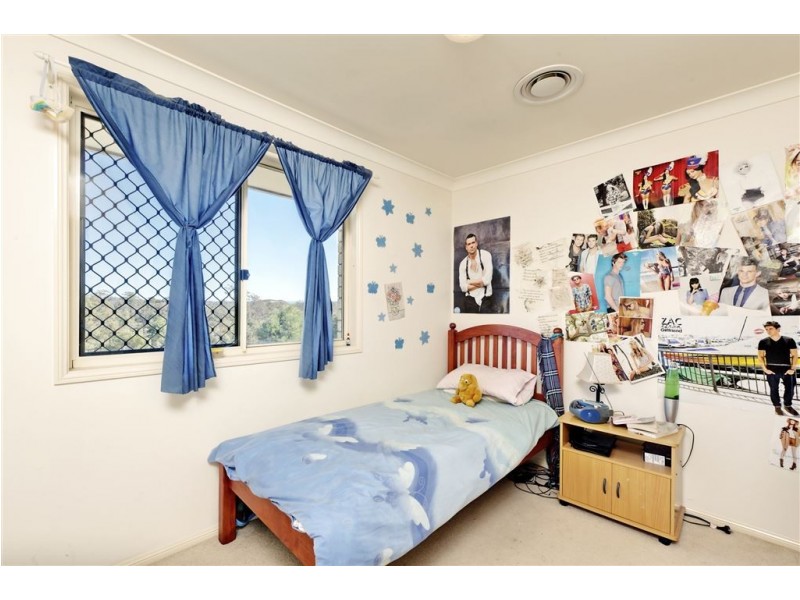 60 Appleton Street, Carindale QLD 4152