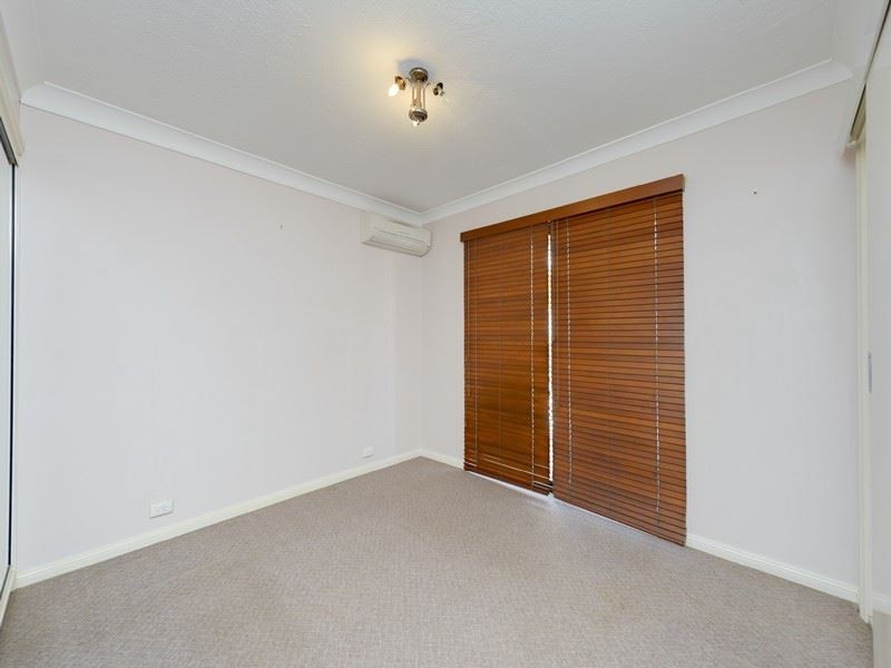 2/335 Cavendish Road, Coorparoo QLD 4151