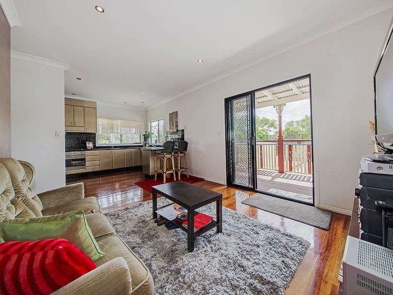 86 Maynard Street, Woolloongabba QLD 4102