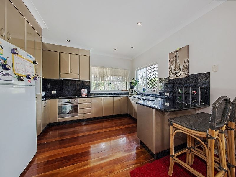 86 Maynard Street, Woolloongabba QLD 4102