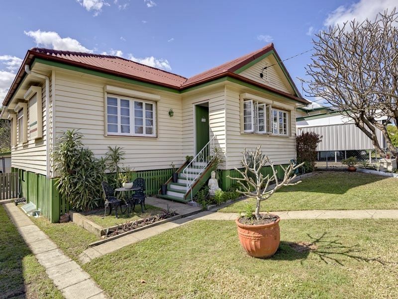 34 Eleanor Street, Carina QLD 4152